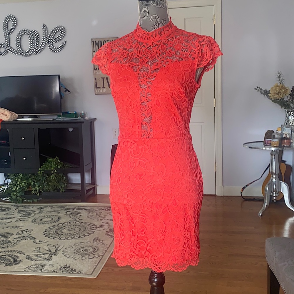 bebe Coral Lace Midi Dress